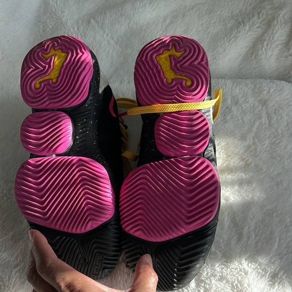 Nike Lebron James 16 Size 7 - Picture 6 of 7